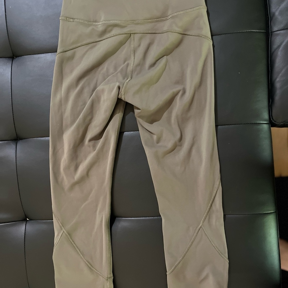 Lululemon Athletica Tan Leggings for Everyday Comfort